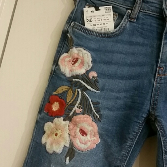 Zara The Skinny in Helen embroidered jeans 4 NWT - Picture 5 of 8